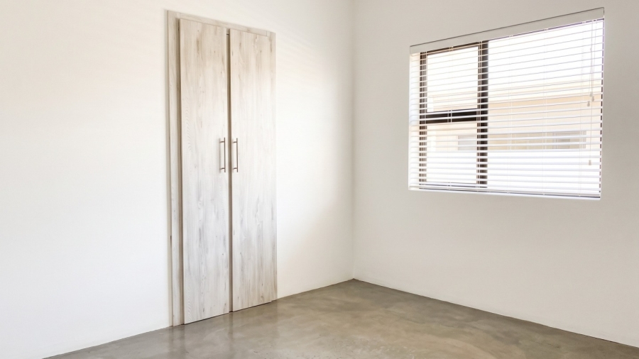 To Let 3 Bedroom Property for Rent in Golden Mile Western Cape